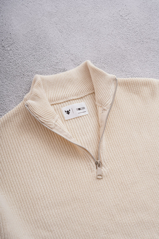 Cropped Relaxed Fit Mock Neck - Off white