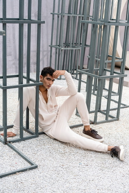 Beige Zipper Hoodie - Image 3